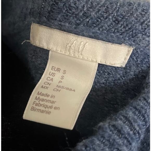 H&M Blue Sweater - S - Picture 4 of 4